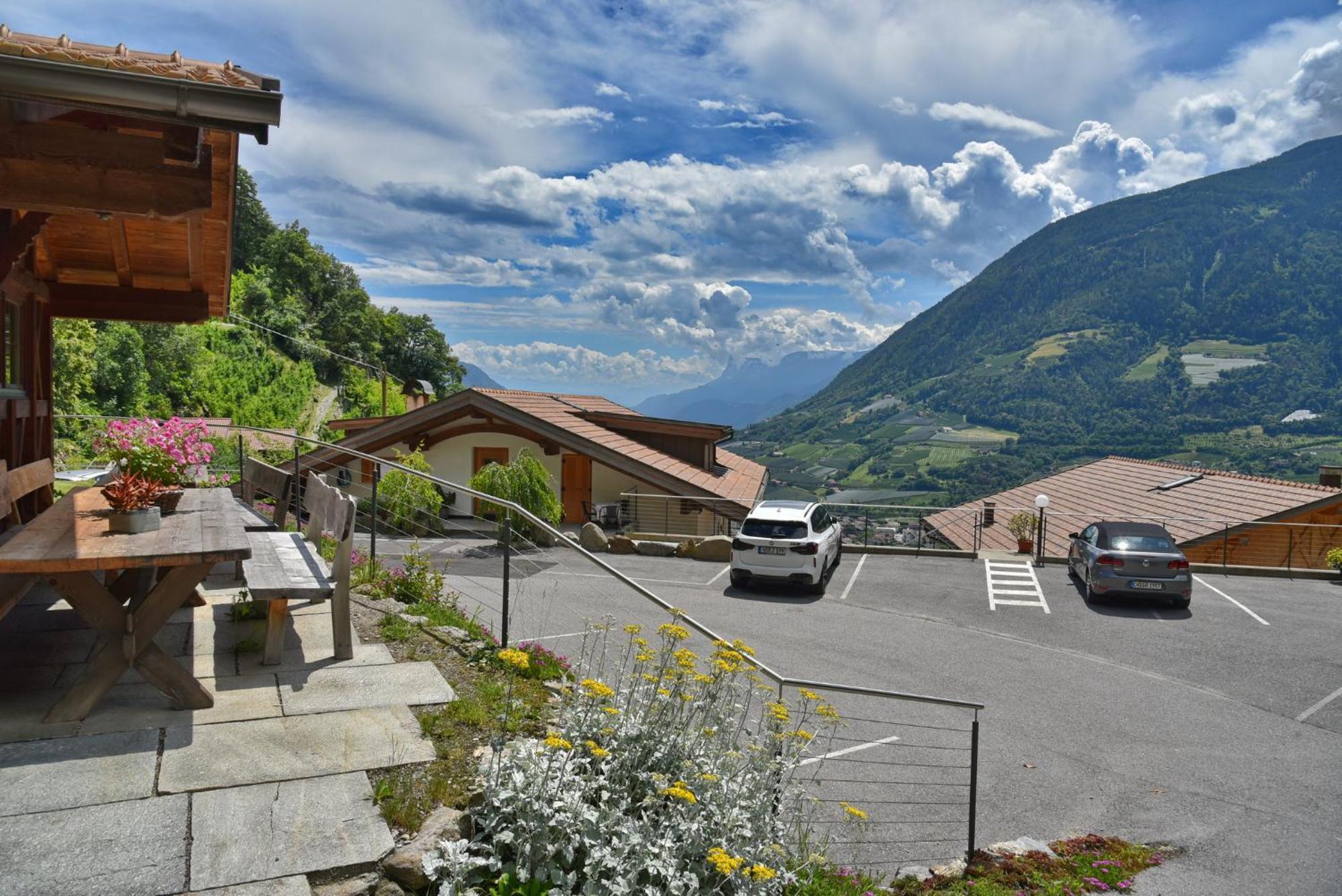 Residence Blumenthalerhof Lagundo Exterior photo